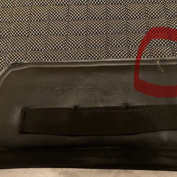 Horseware Ireland Dressage Saddle Pad - Picture 9 of 11